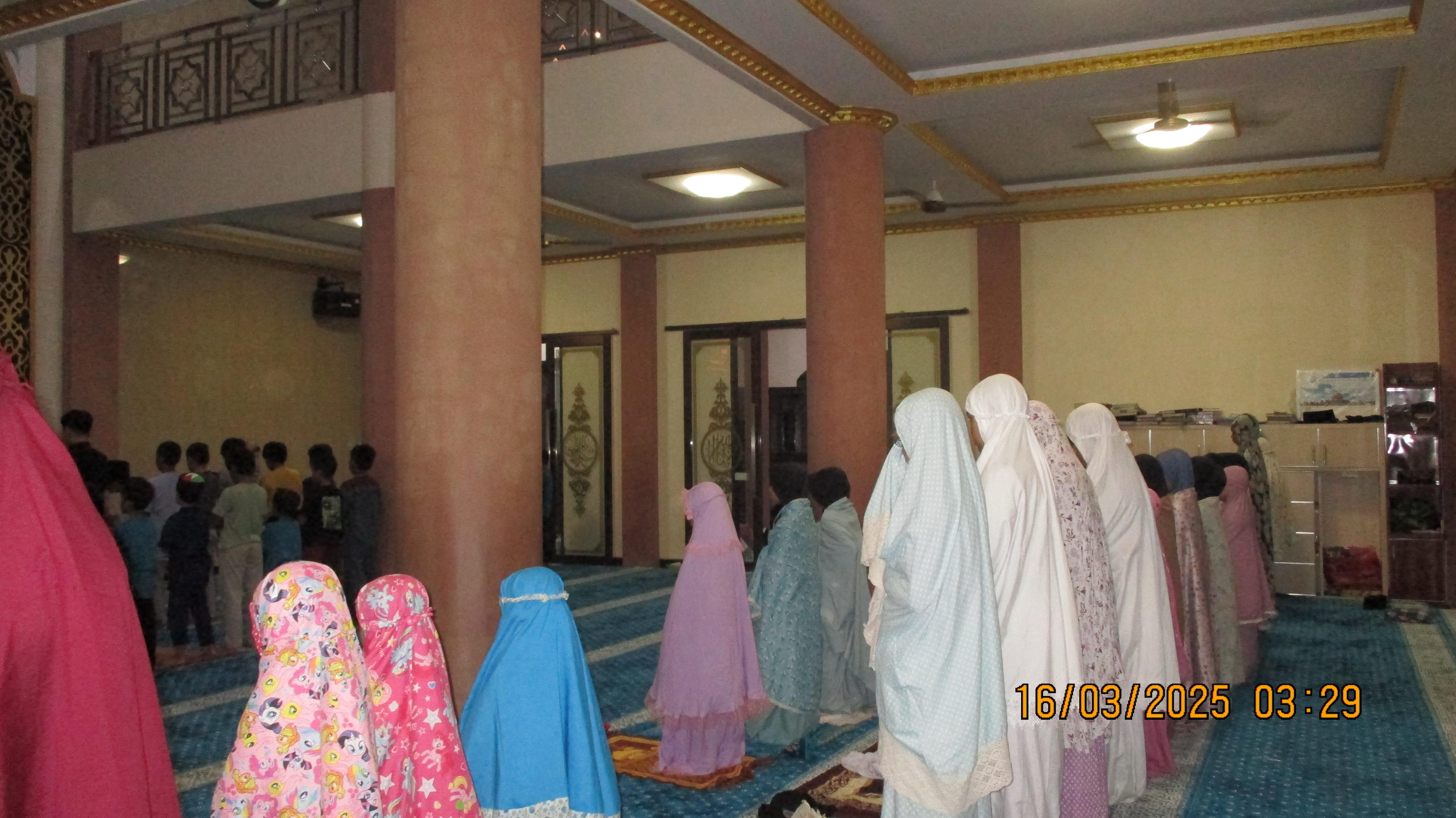 Dokumentasi Kegiatan TPA Al-Amin - Foto 15